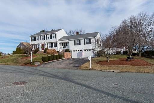 75 Essex Heights Dr, Weymouth, MA 02188 - photo 1