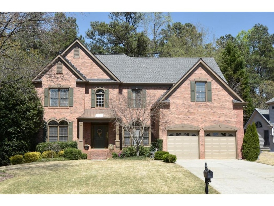 Updated Brick/Hardi Traditional located in popular