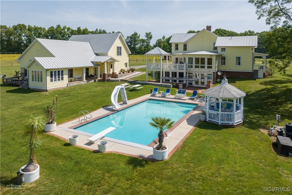 Where historic farmhouse meets luxury living - wel