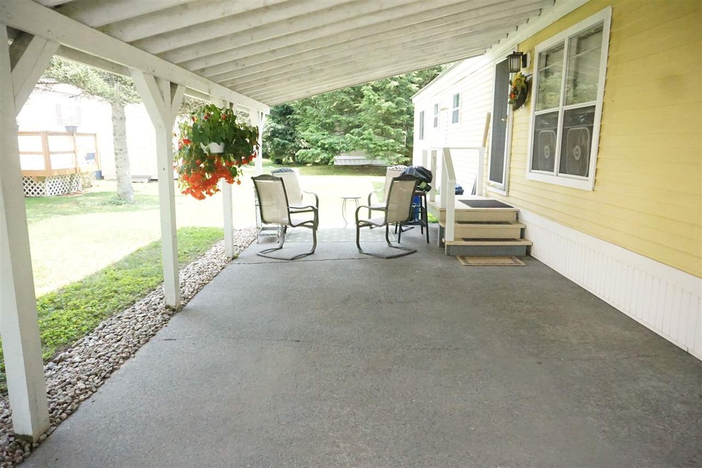 20 Mulberry Ln, White River Junction, VT 05001 - photo 1