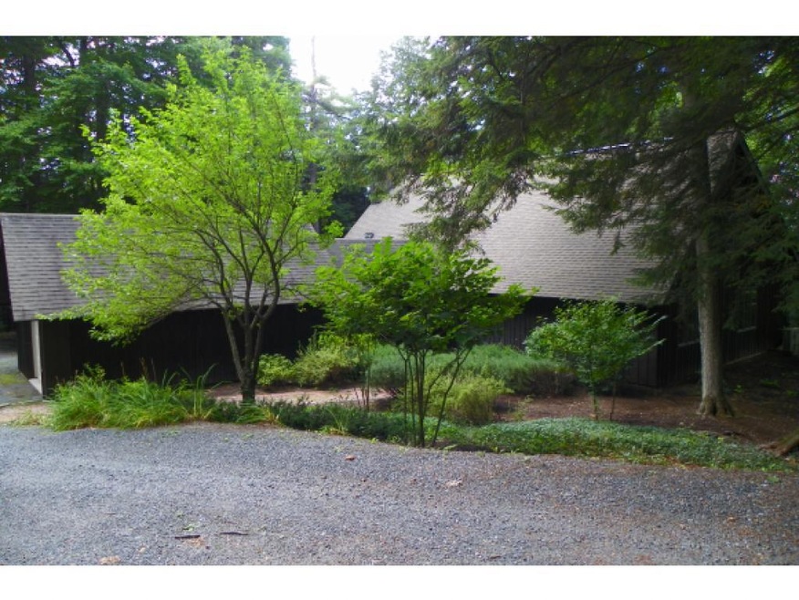 771 Marsh Family Rd, Hartford, VT 05001 - photo 1