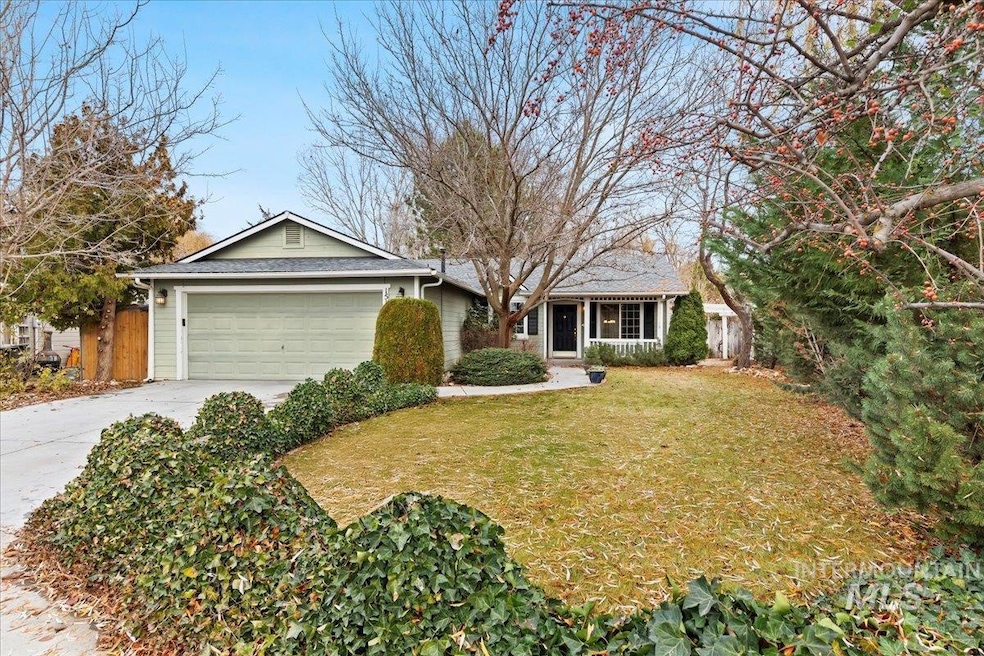 1516 W Bird Loop, Nampa, ID 83686 - photo 1