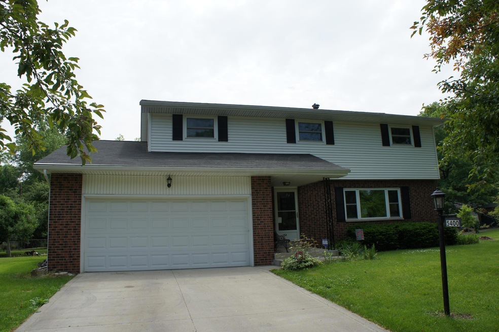 5400 Vinewood Ct, Columbus, OH 43229 - photo 1