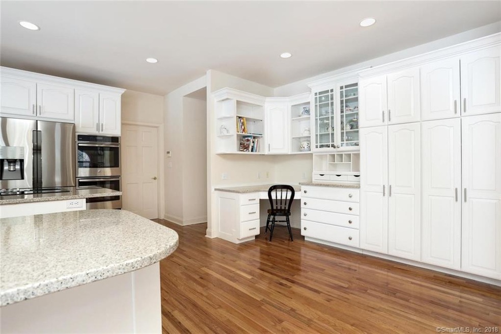 92 Turtlehead Rd, Wilton, CT 06897 - photo 1