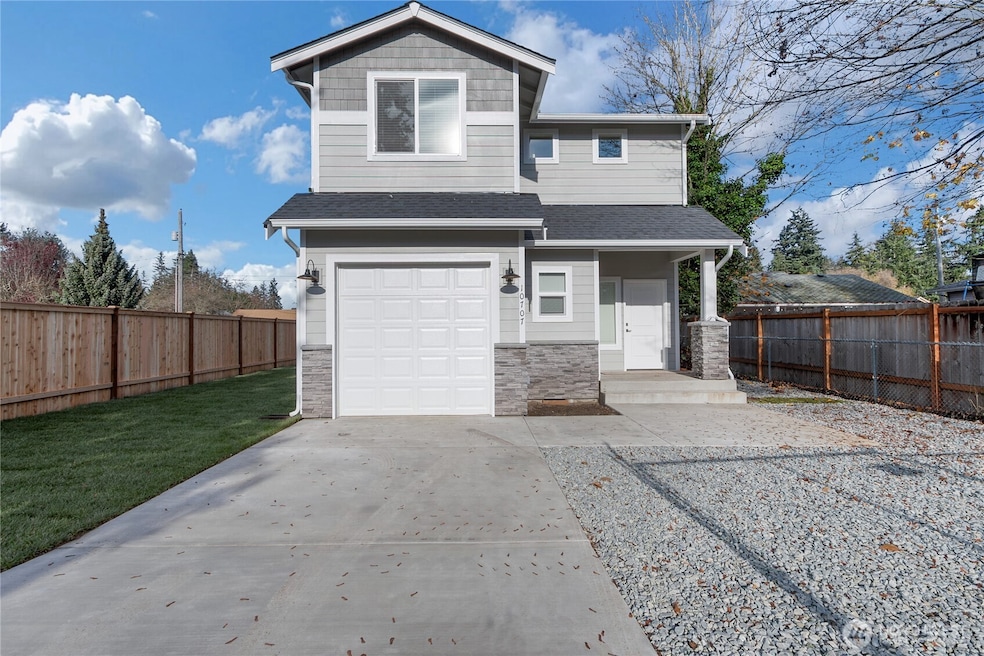 10707 8 Avenue Ct S, Tacoma, WA 98444 - photo 1