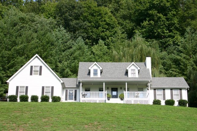 2525 Chimney Springs Rd, Cookeville, TN 38506 - photo 1