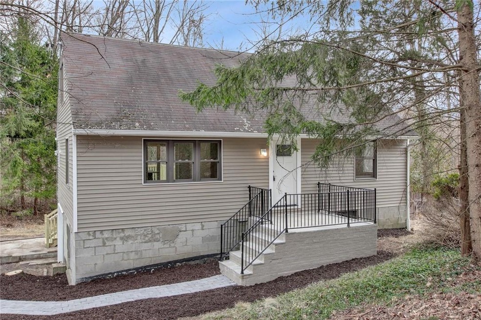 52 Sunrise Hill Rd, Fishkill, NY 12524 - photo 1