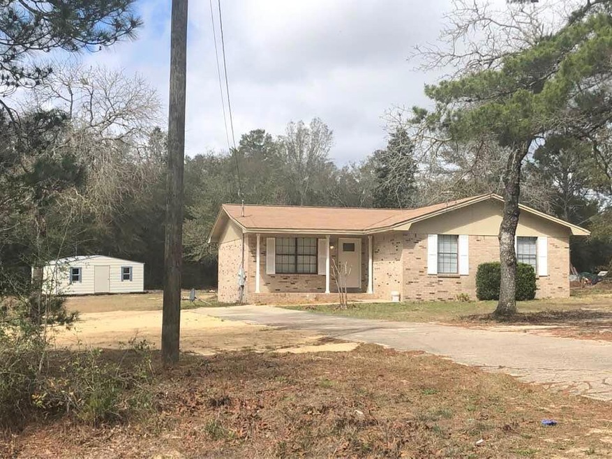 Front of 1111 Juniper Lake