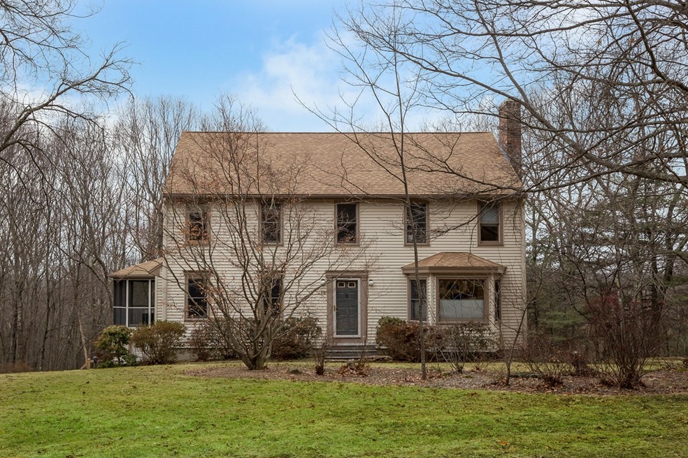 13 Thayer St, Upton, MA 01568 - photo 1