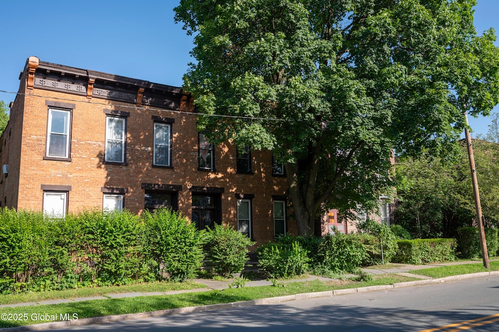 Pending $395,000