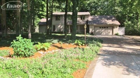 7485 Falling Leaf Ct, Flushing, MI 48433 - photo 1