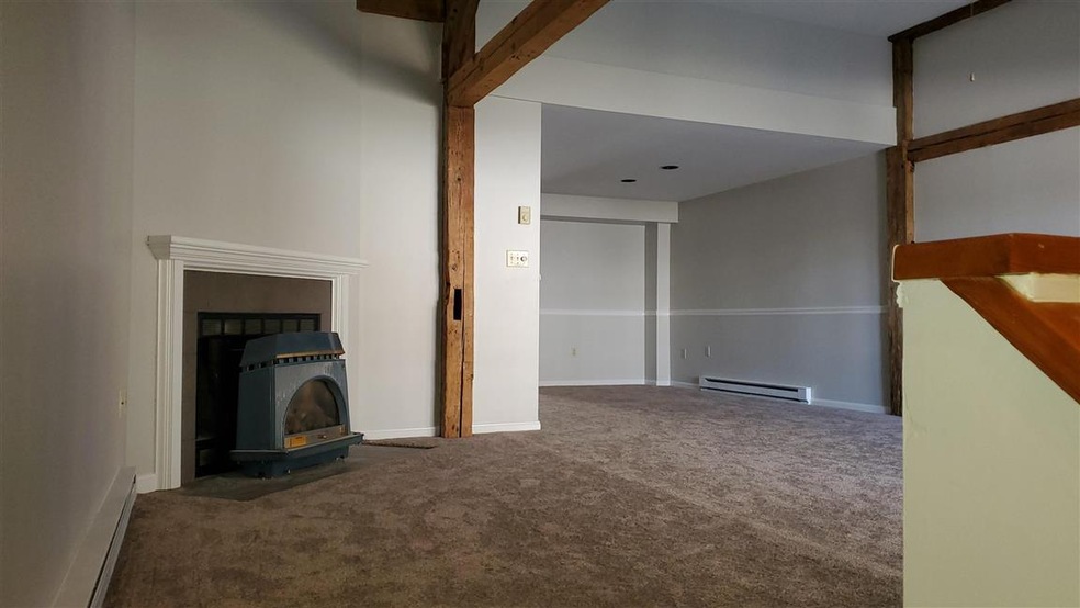 621 Bishop Rd unit 2, Lisbon, NH 03585 - photo 1