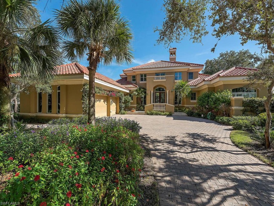 Super Curb Appeal on Over-sized Lot