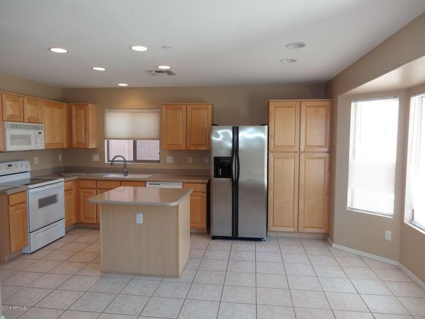 1. OPEN KITCHEN WITH CENTER ISLAND