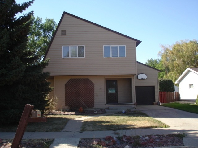 2111 4th Ave. East<|><|>