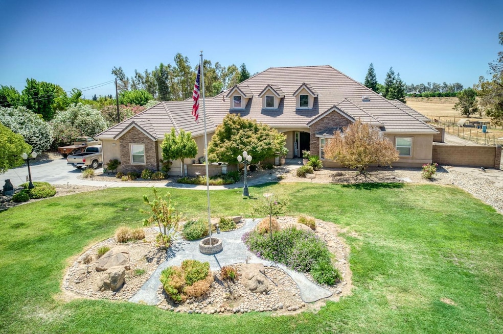 Sold $1,350,000 • Co-Listing Agent