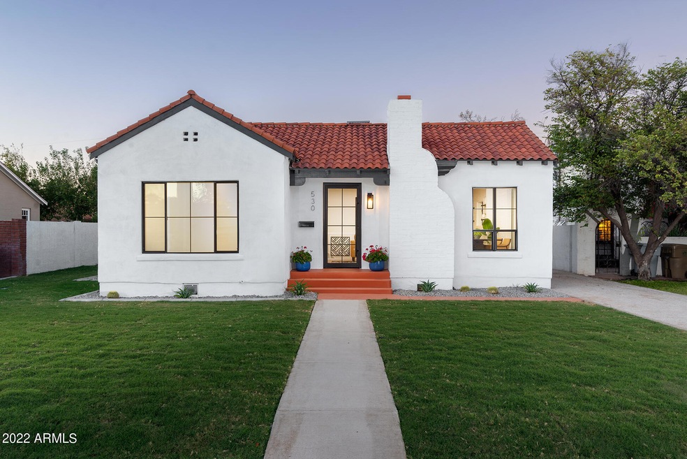 Great curb appeal!