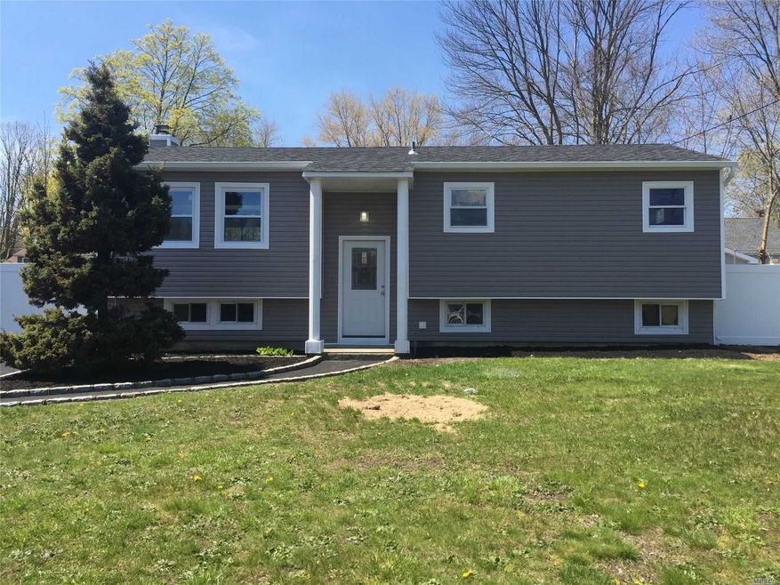 3006 Falcon Ave, Medford, NY 11763 - photo 1