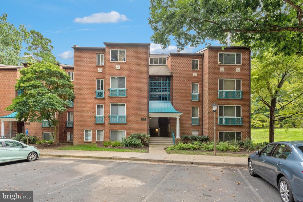 11843 Shire Ct unit 31D, Reston, VA 20191 - photo 1
