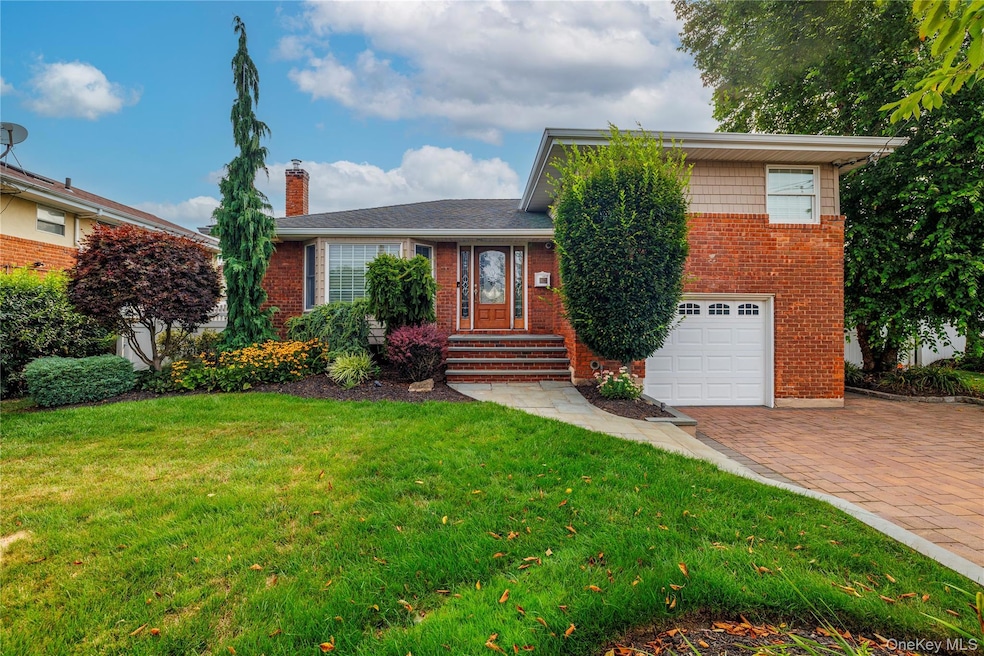 2863 Harbor Rd, Merrick, NY 11566 - photo 1