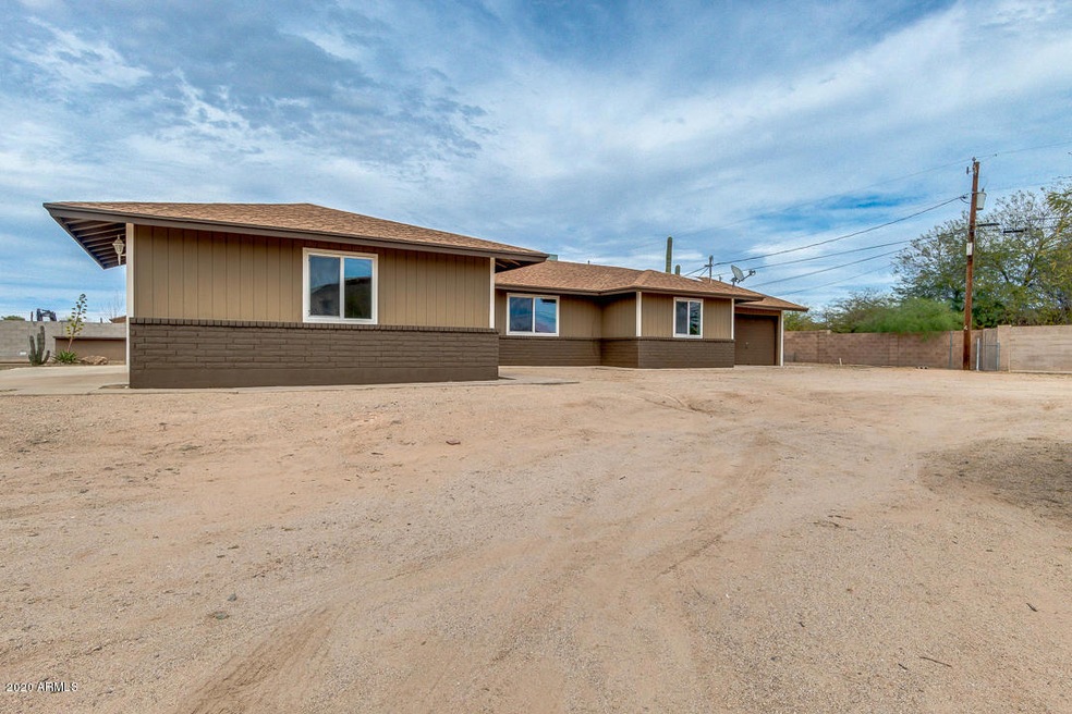 Huge Private Lot!