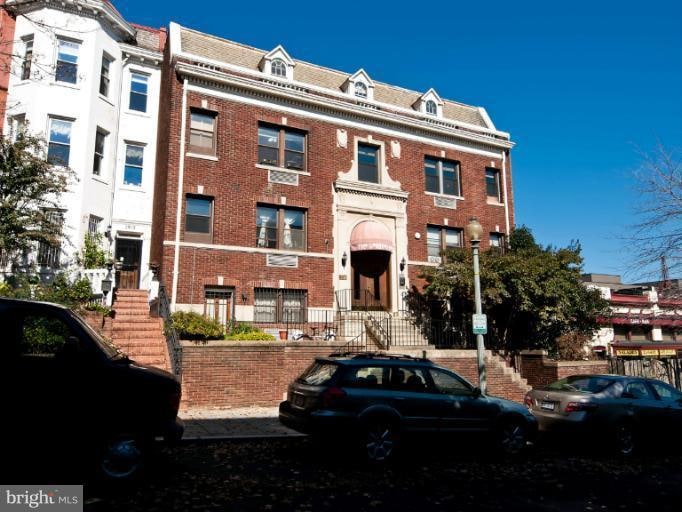 1811 Vernon St NW unit 302, Washington, DC 20009 - photo 1