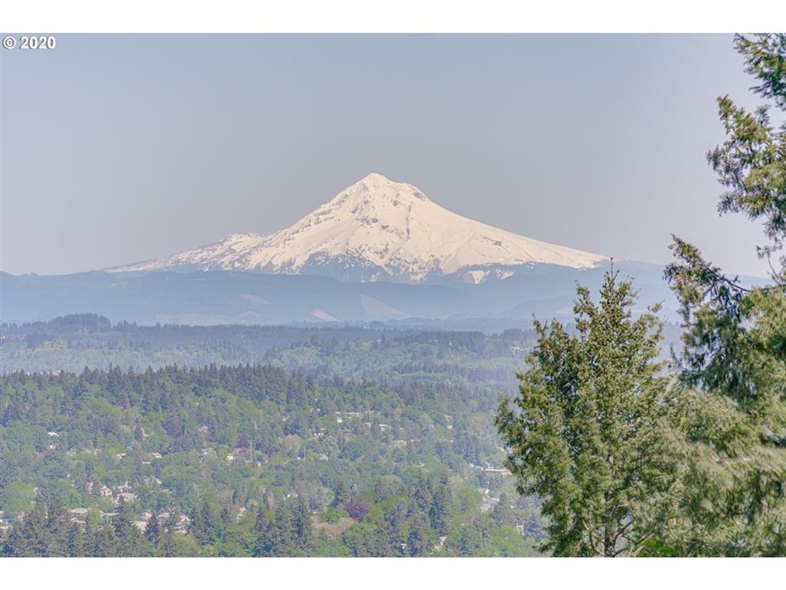 18099 Greenbluff Dr, Lake Oswego, OR 97034 - photo 1