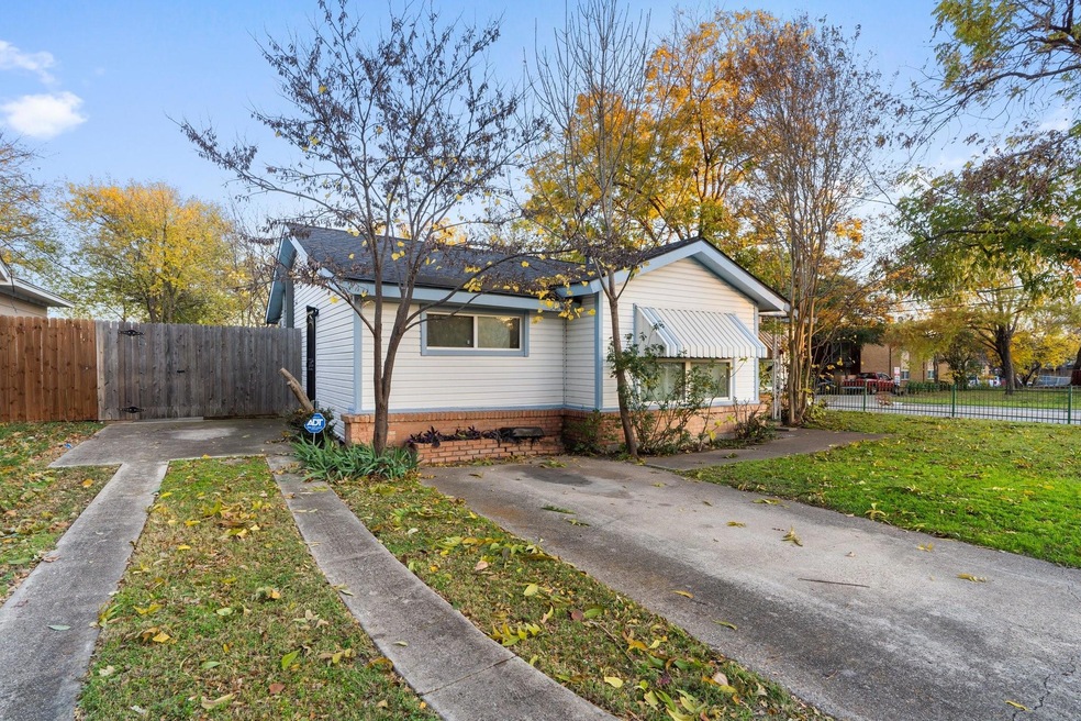 1241 Clarice St, Grand Prairie, TX 75051 - photo 1