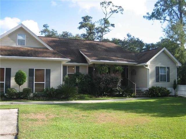 Image. EXTERIOR FRONT