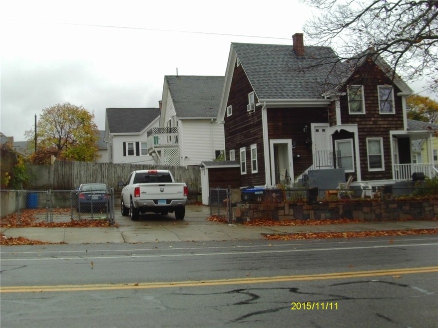 920 Narragansett Blvd, Providence, RI 02905 - photo 1