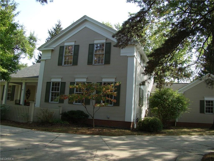 Welcome home to 21 Pinewood Lane!