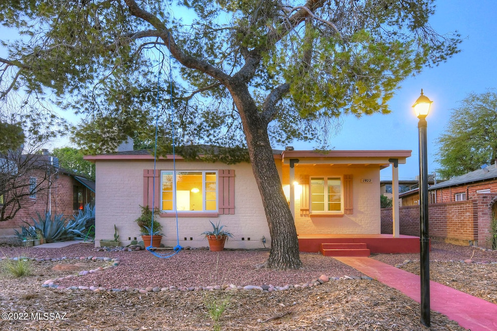 1922 E 8th St, Tucson, AZ 85719 - photo 1