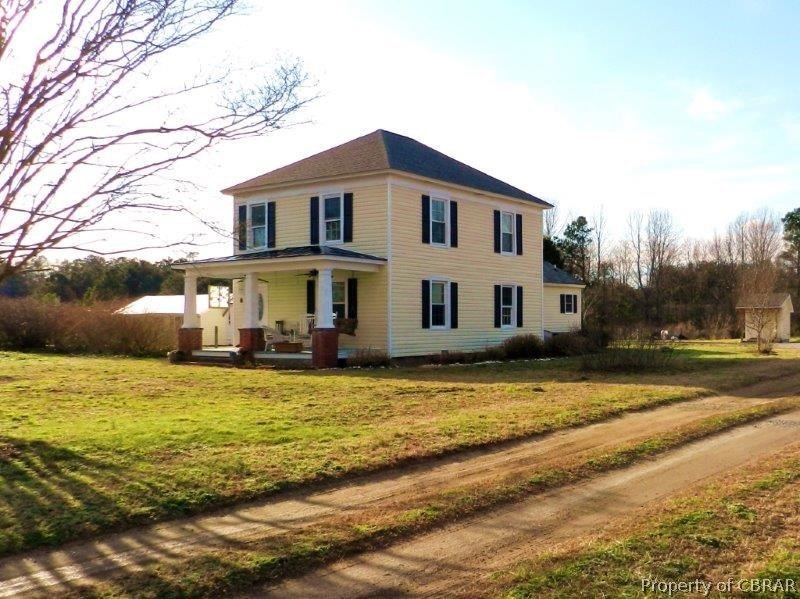 Gorgeous Virginia Farm House
