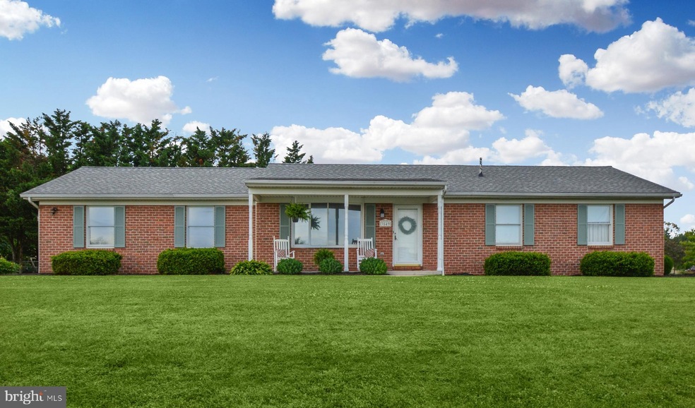 3549 Brook St, Greencastle, PA 17225 - photo 1