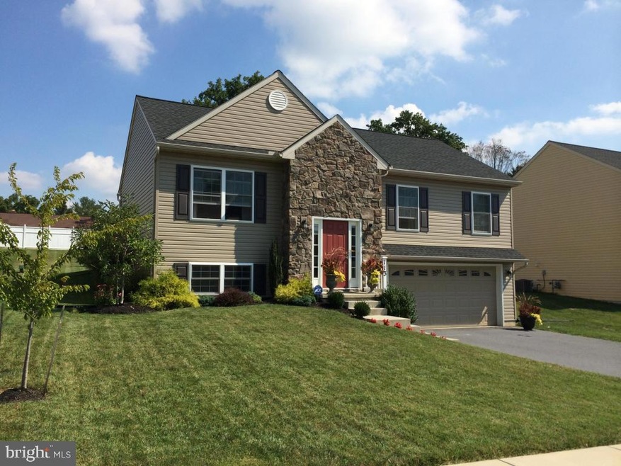 113 Conestoga Dr, Lancaster, PA 17602 - photo 1