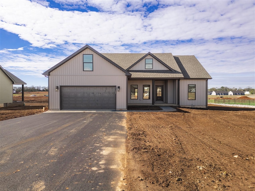 104 Planters Way, Auburn, KY 42206 - photo 1