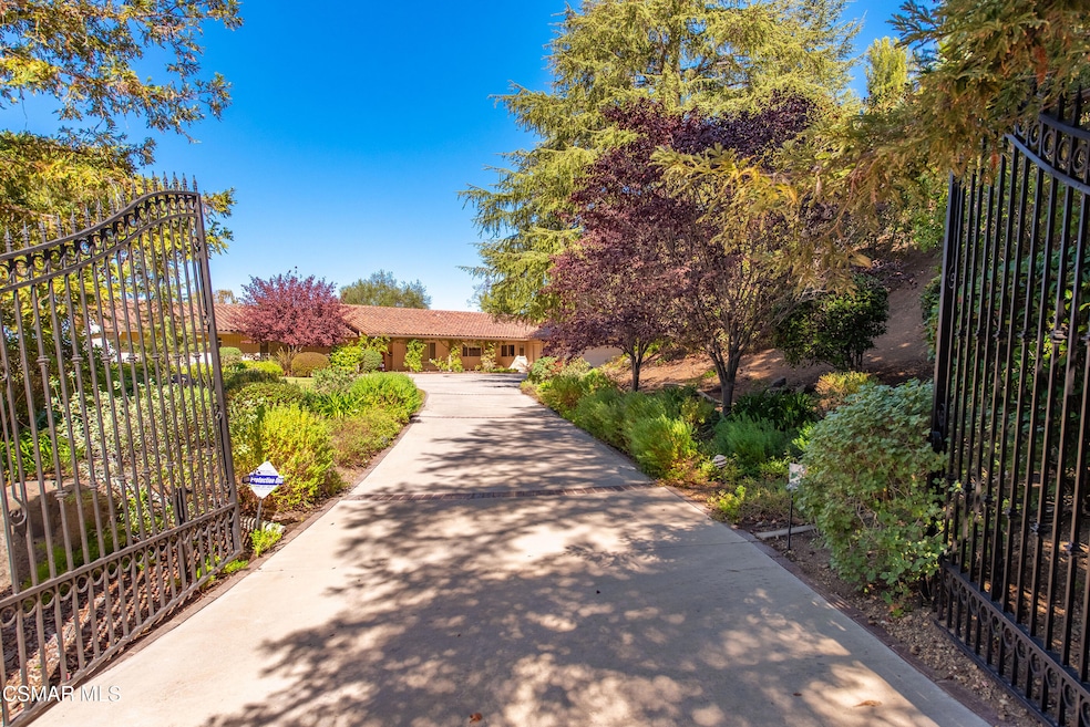 39 Inverness Rd, Thousand Oaks, CA 91361 - photo 1