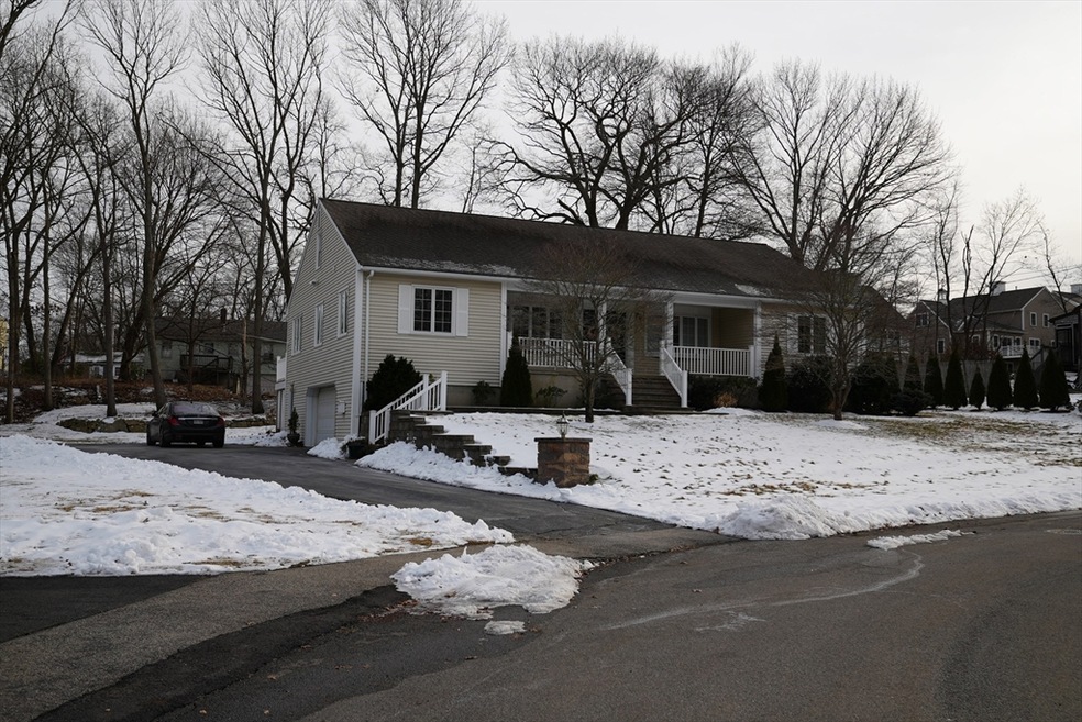 149 Springvale Cir unit 1, Weymouth, MA 02188 - photo 1