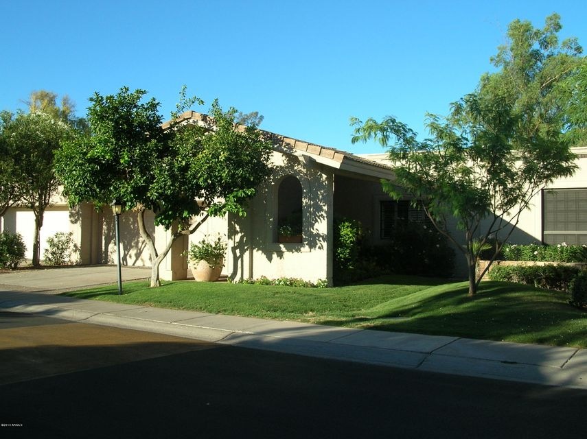 1 Front view
