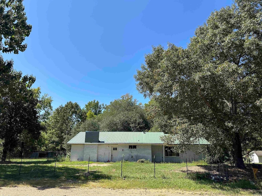 2313 Ar-203, Bearden, AR 71720 - photo 1