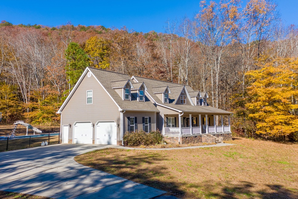 511 Elkhorn Way, Rocky Face, GA 30740 - photo 1