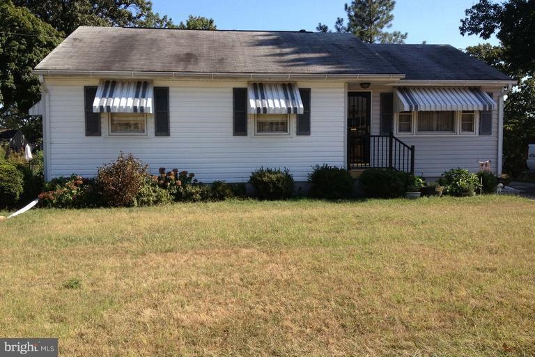 421 Burwood Ave, Glen Burnie, MD 21061 - photo 1