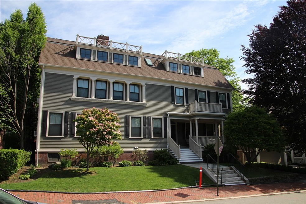 276 George St unit 4, Providence, RI 02906 - photo 1