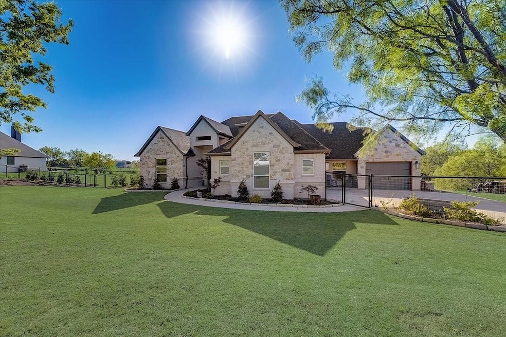 708 Saddle Spur Trail, Weatherford, TX 76087 - photo 1