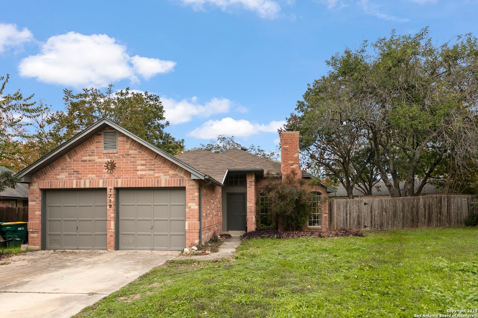 7709 Brunning Ct, Live Oak, TX 78233 - photo 1