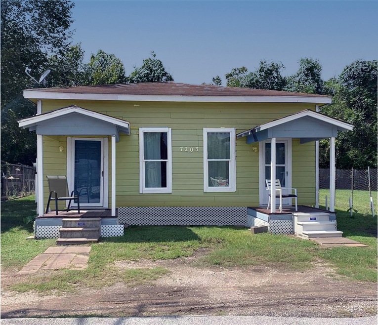 7203 Edmont Ln unit A, Houston, TX 77088 - photo 1