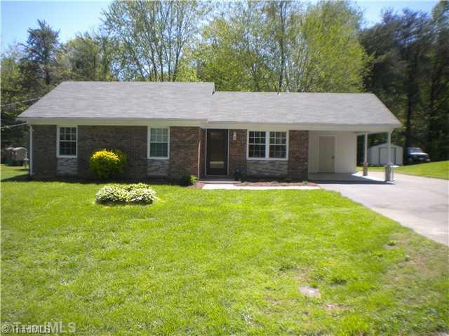 362 Northfield Dr, King, NC 27021 - photo 1