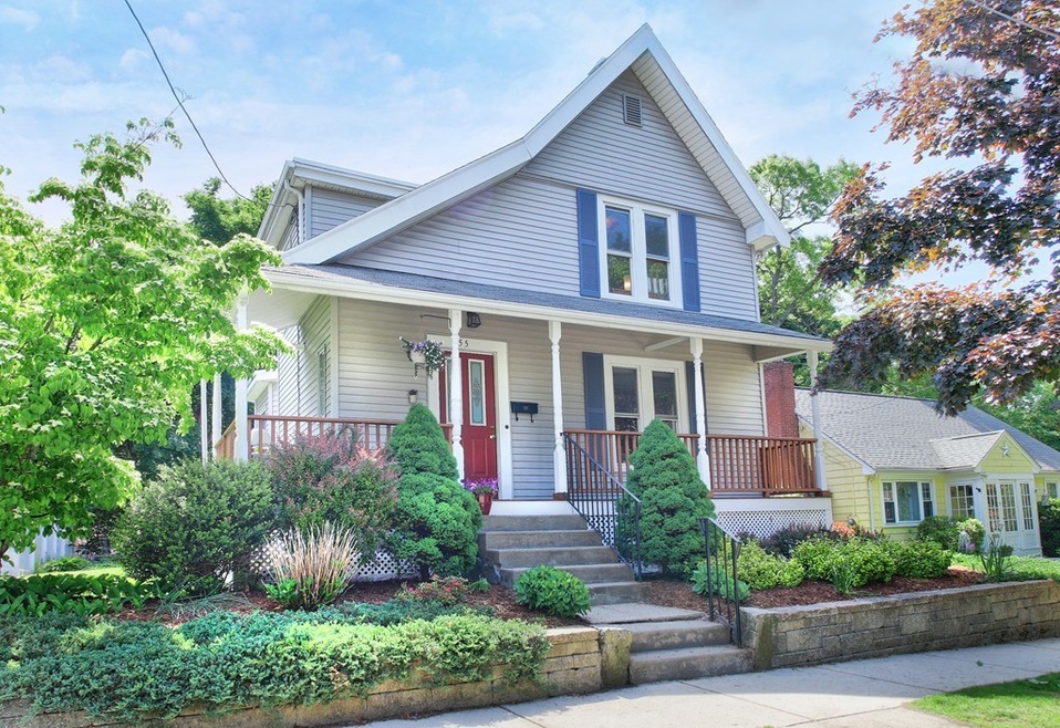 55 Brunswick Park, Melrose, MA 02176 - photo 1