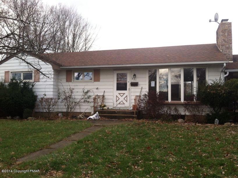 521 Charles St, Slatington, PA 18080 - photo 1