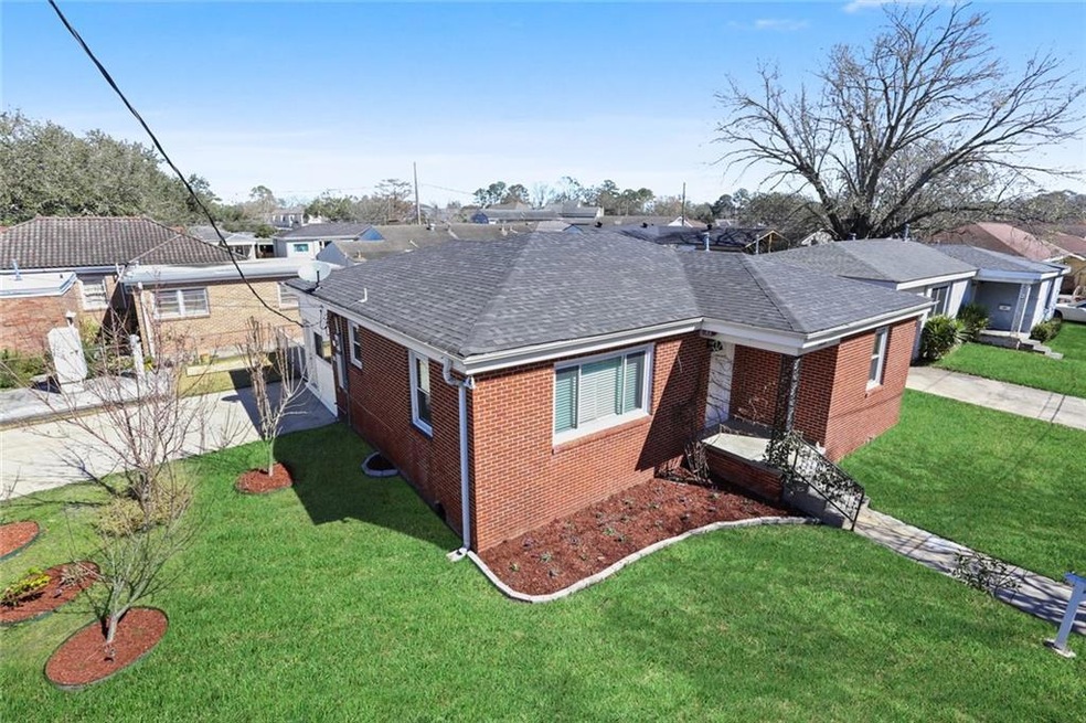 5825 Suzanne Place, Metairie, LA 70003 - photo 1